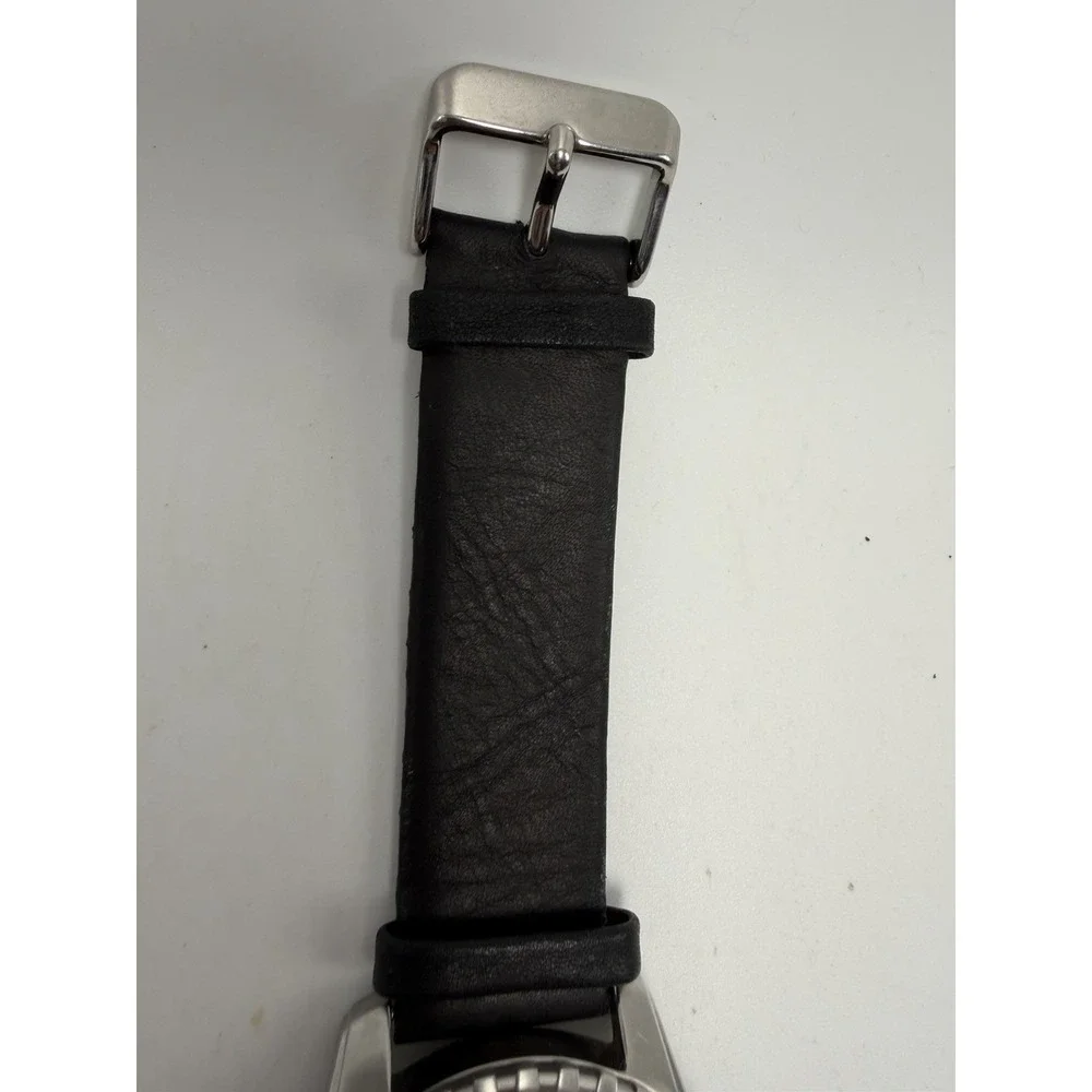 Timex Shenmue New Battery 2006 Mens Watch 42MM 8